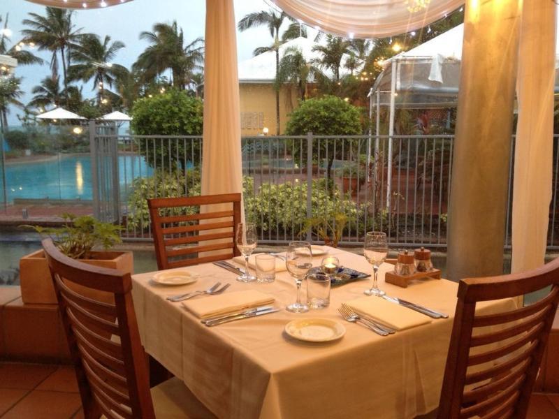 The Resort At Dolphin Heads Mackay Esterno foto