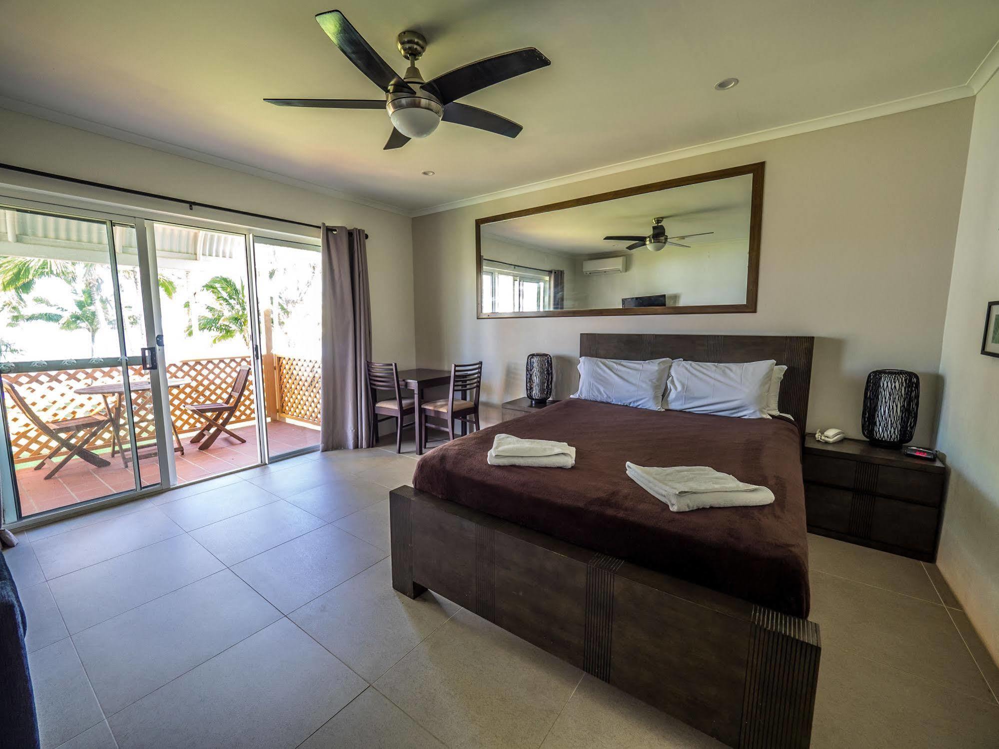 The Resort At Dolphin Heads Mackay Esterno foto